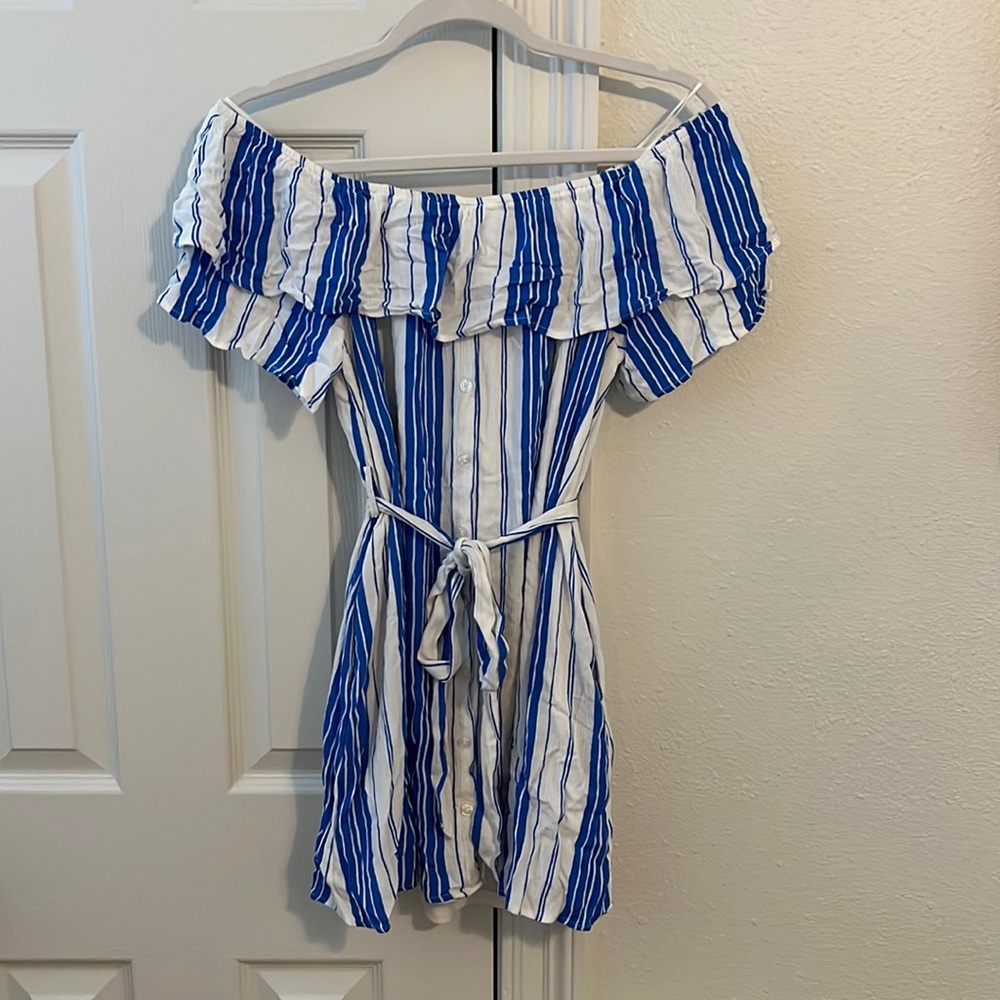 Size Medium White and Blue Stripped Off Shoulder Mini Dress with Pockets